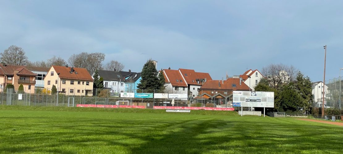 Unsere neue Pächterfamilie für die Vereinsgaststätte Unsere neue Pächterfamilie für die Vereinsgaststätte